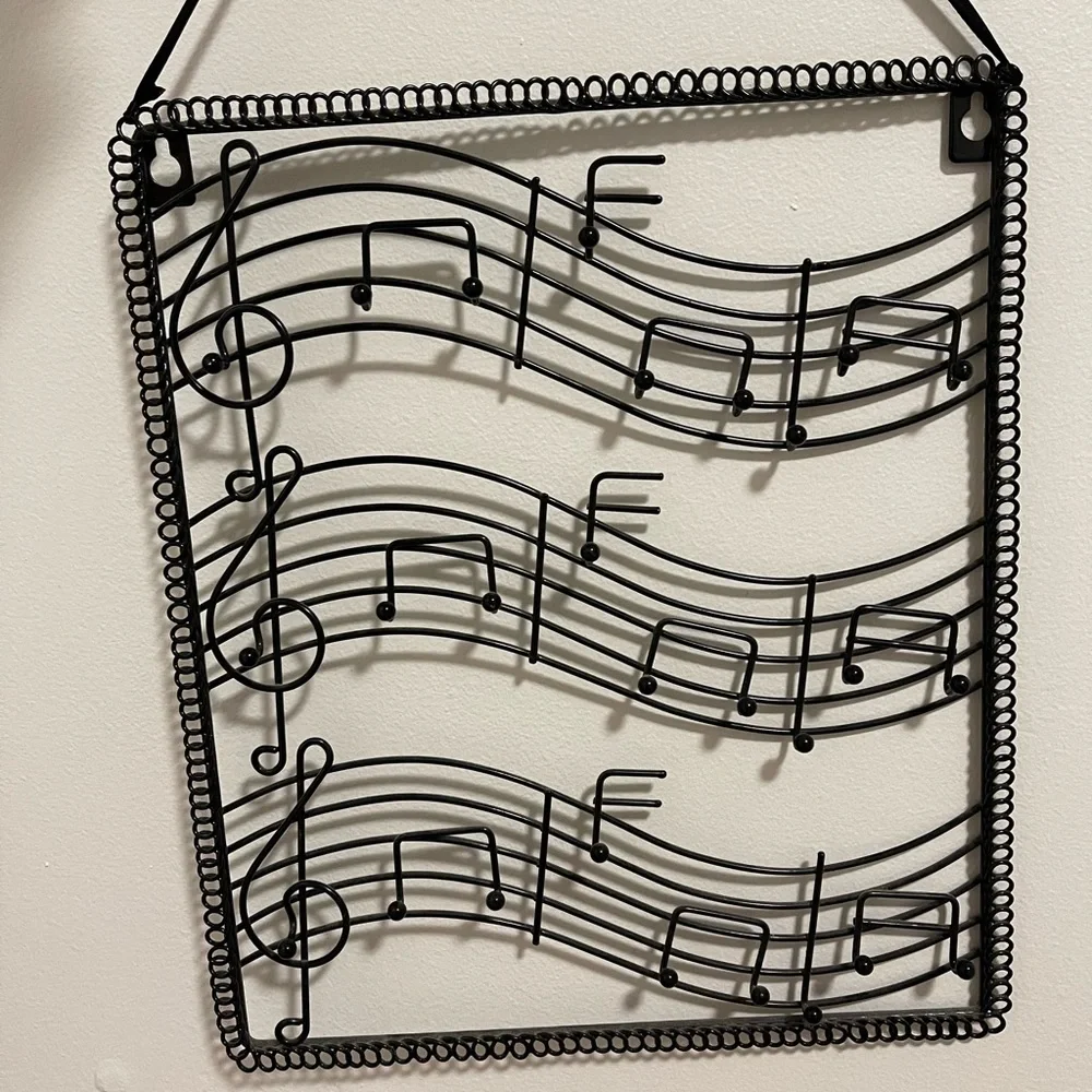 Music Note Jewelry Holder - Picture 2 of 3